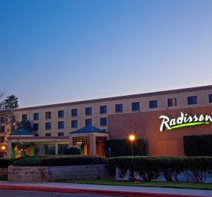 The Radisson Hotel Santa Maria CA