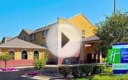 Holiday Inn Express & Suites Chicago-Oswego- Oswego, Illinois